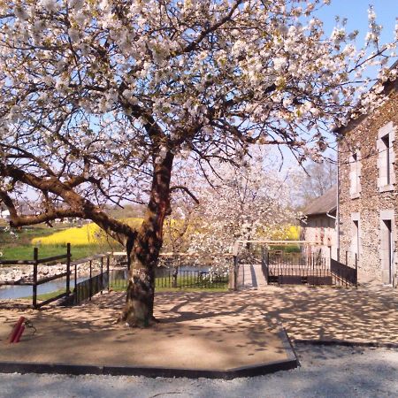 Le Moulin De Bretigneul Bed & Breakfast Saint-Aubin-des-Landes Luaran gambar