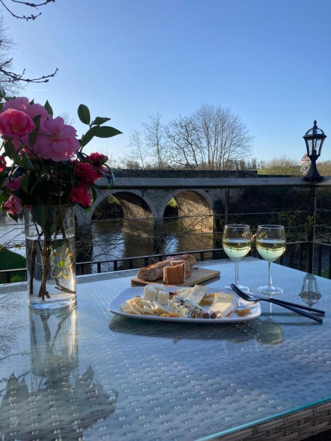 Le Moulin De Bretigneul Bed & Breakfast Saint-Aubin-des-Landes Luaran gambar